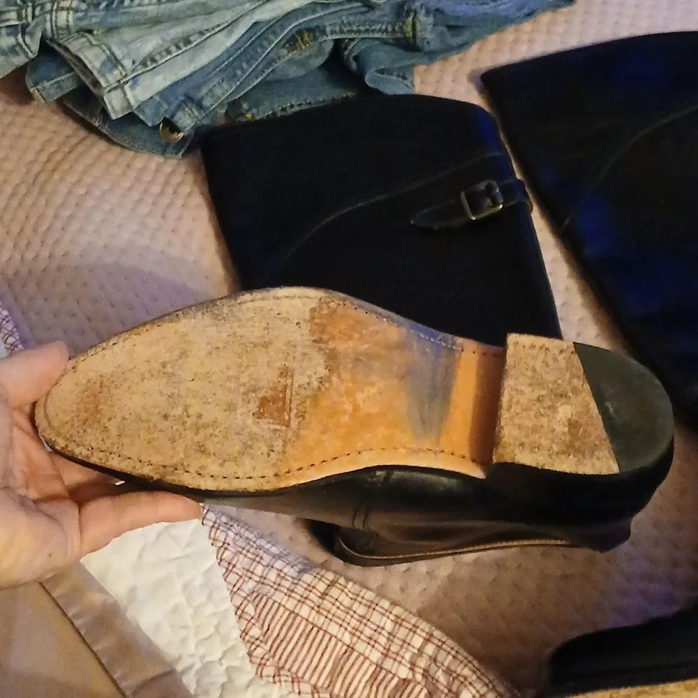 Frye   - Picture 15 of 15